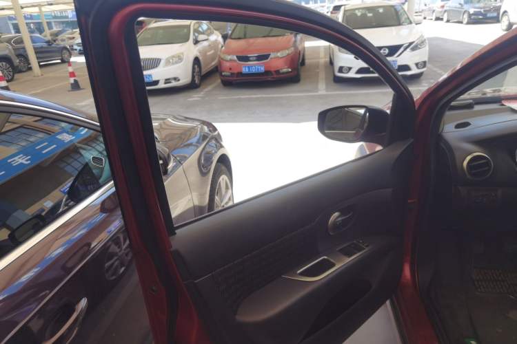 Used Nissan Livina 2013 Jingrui 1.6XL Manual Comfort Edition