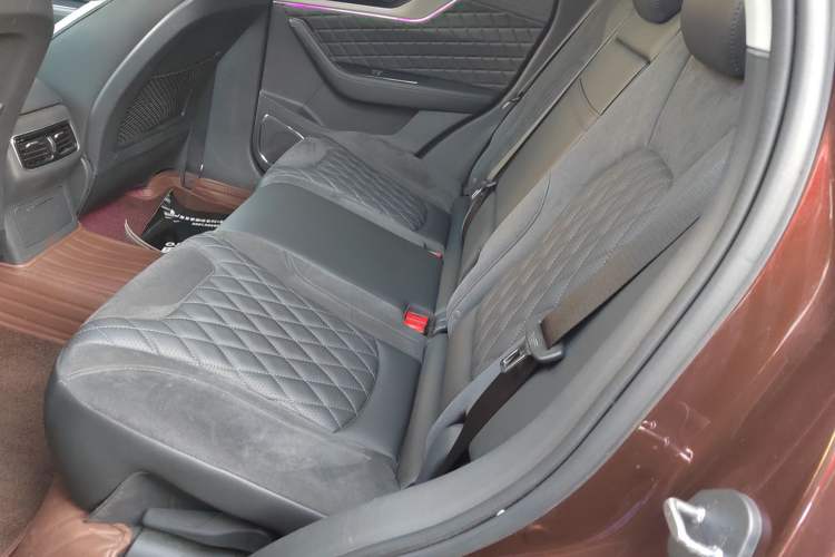 Used Hongqi HS5 2019 2.0T Smart Connect Flagship All-Wheel-Drive Version