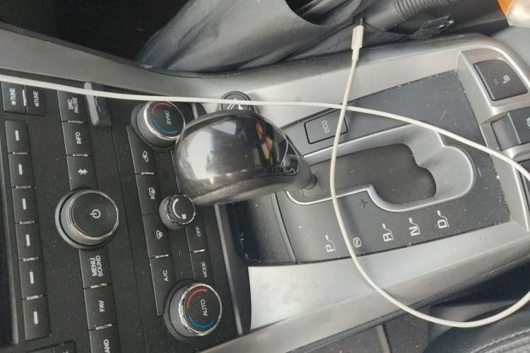 Used Chevrolet Captiva 2017 2.4L Two-Wheel Drive Urban Version 7 Seats
