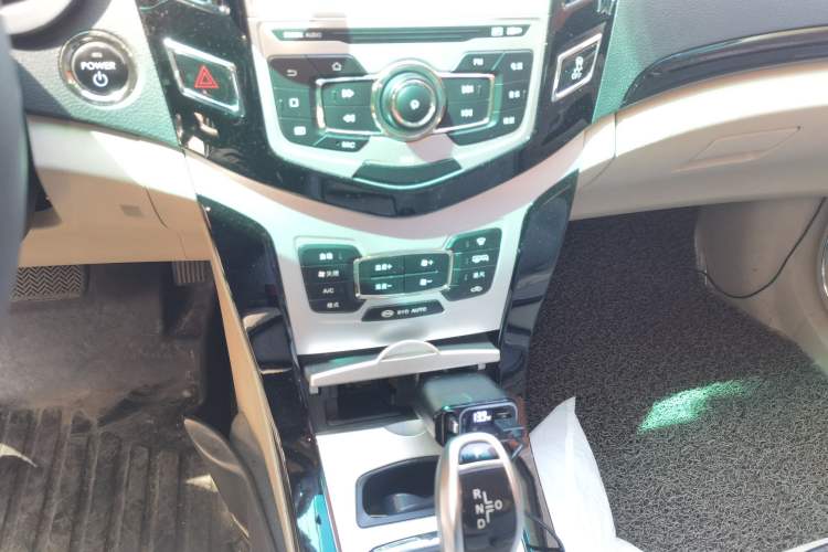 Used BYD e5 2018 450 Smart Connect Enjoyment Version Gear Lever