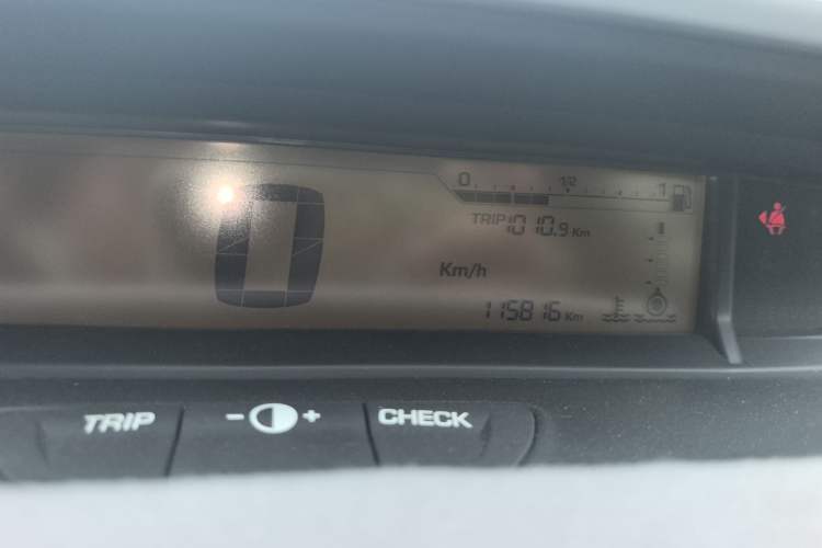 Used Citroen C-Quatre 2014 VTS Version 1.6L Manual - Premium Model Instrument Cluster