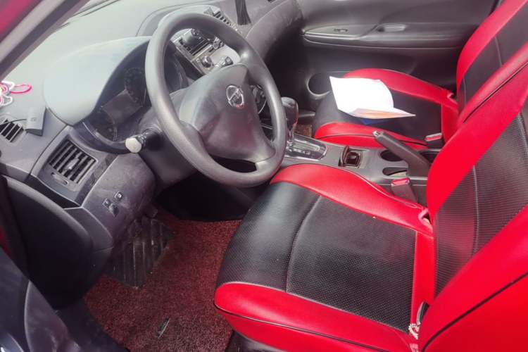 Used Nissan Tiida 2011 1.6L CVT Comfort Model
