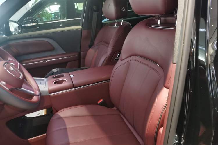 Used VOYAH Titan 2026 Model Max Left Front Seat