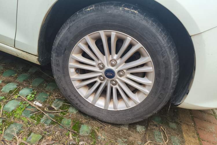 Used Ford Escort 2015 1.5L Automatic Comfort Edition