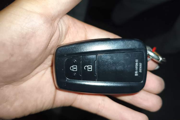 Used Toyota IZOA 2018 2.0L Yichi Version China VI Standard Vehicle Key