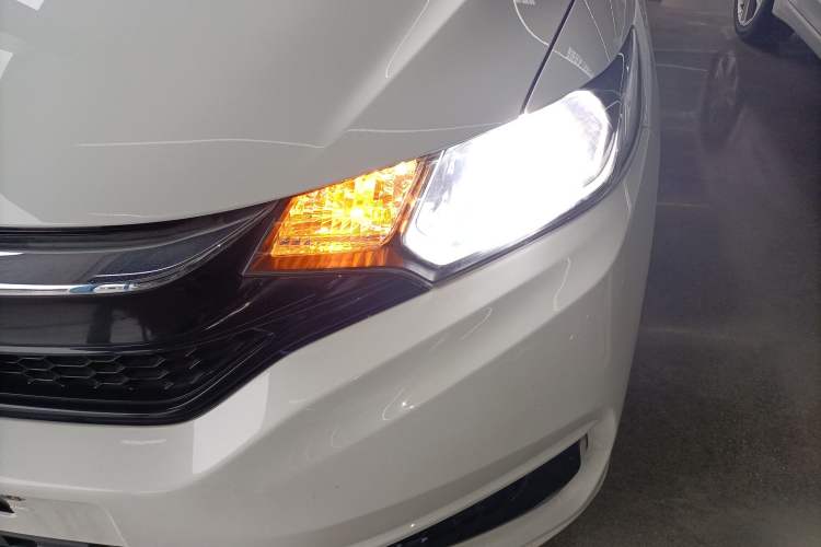 Used Honda Fit 2018 1.5L CVT Comfort Sunroof Version Left Front Headlight