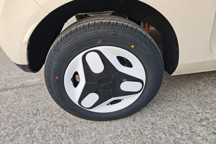 Used Geely Galaxy Panda 2025 210 km – Yuanqi Bear Exterior 8