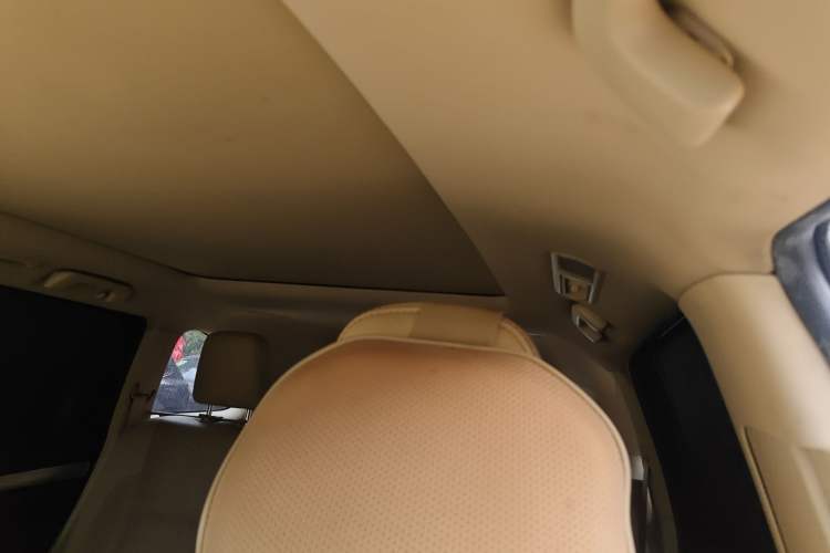 Used Toyota Highlander 2018 2.0T Four-Wheel Drive Luxury Edition 7 Seats China V Emission Standard