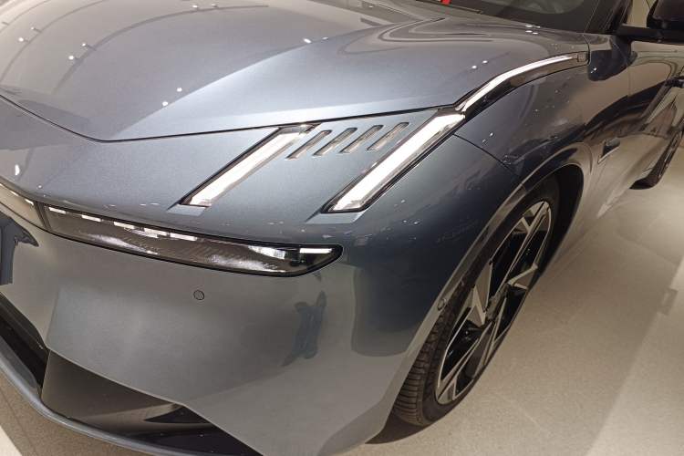 Used Lynk & Co Z10 2025 95 kWh 702 km All-Wheel Drive Intelligent Driving Ultra