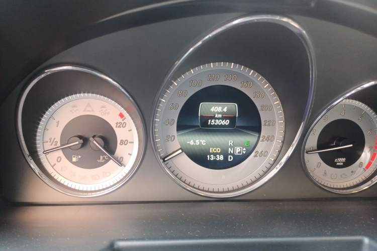 Used Mercedes-Benz GLK-Class 2015 GLK 260 4MATIC Fashion Edition Ultimate Version
