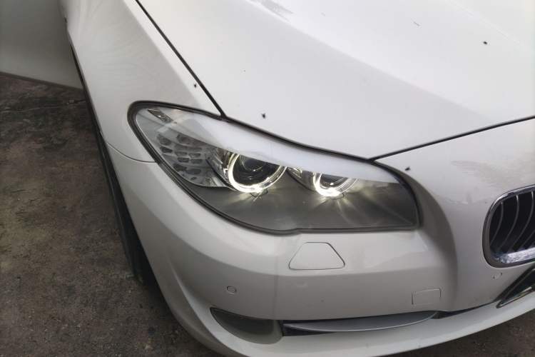 Used BMW 5 Series 2012 530Li Leading Model