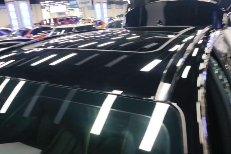 Used Lynk & Co 06 EM-P 2023 1.5T Remix PHEV Hero
