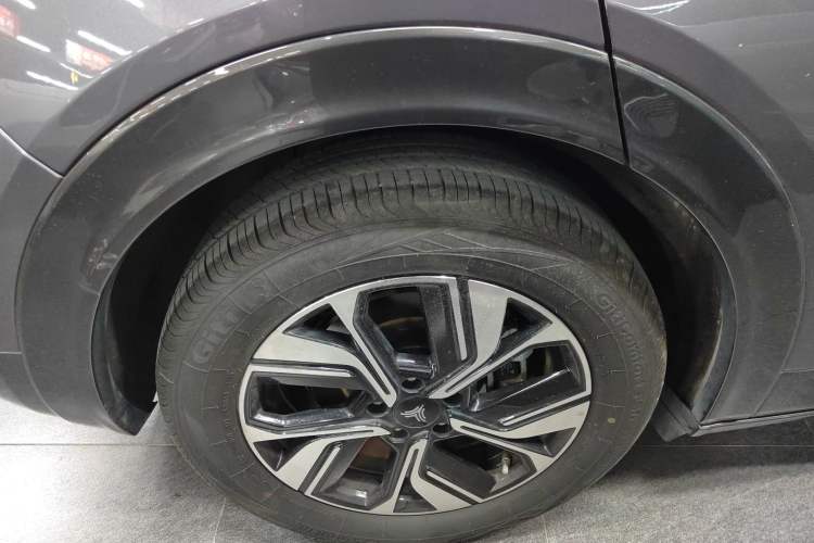 Used NETA U 2022 Zhi 400 Lithium-Nickel-Manganese-Cobalt Energy System