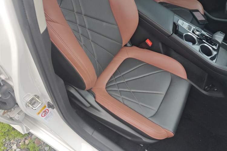 Used CHANGAN Eado 2022 PLUS Blue Whale NE 1.4T GDI DCT Flagship Edition Right Front Seat