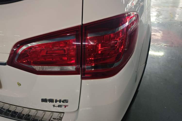 Used Haval H6 2014 Sport Version 1.5T Manual Two-Wheel Drive Elite Edition
