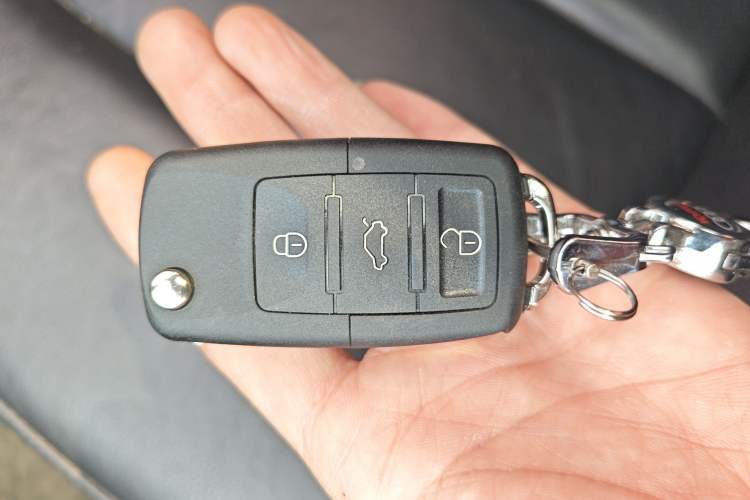 Used Volkswagen Bora 2013 1.6L Manual Comfort Model Vehicle Key