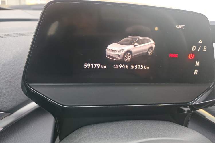 Used Volkswagen ID.4 CROZZ 2022 Standard Range PURE Edition Odometer Close Up