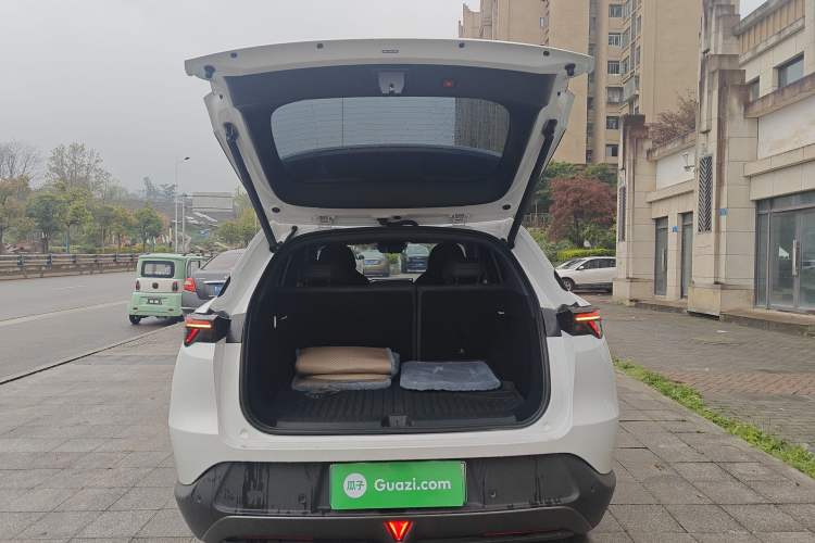 Used ARCFOX Alpha T5 2025 520 PRO Trunk