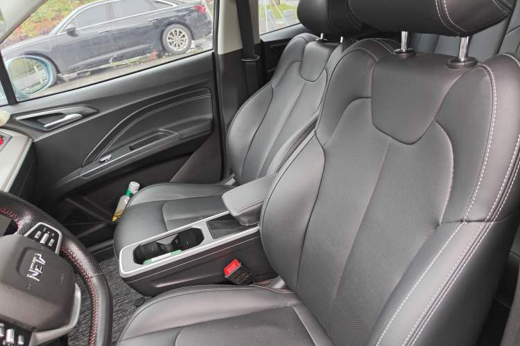 Used NETA V 2022 Chao 400 Lite Left Front Seat