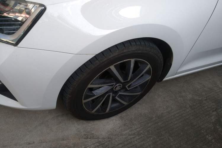 Used Skoda Rapid 2022 1.5L Automatic Comfort Edition
