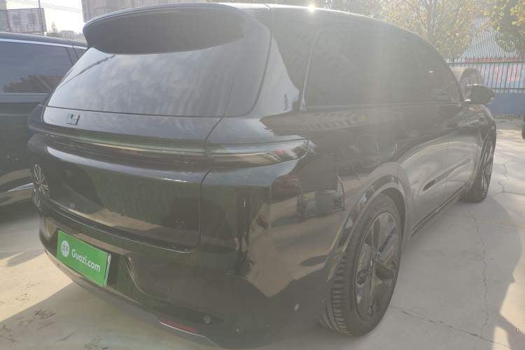 Used Li Auto L8 2025 Pro Smart Refresh Edition
