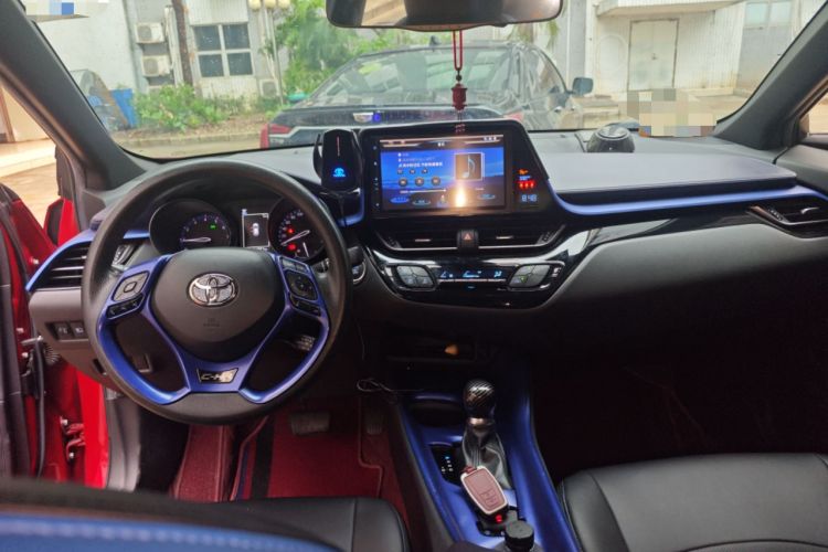 Used Toyota C-HR 2018 2.0L Leading Edition China VI
