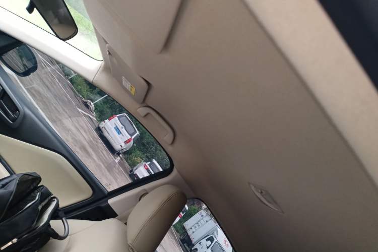 Used Honda Greiz 2016 1.5L CVT Classic Edition Headliner