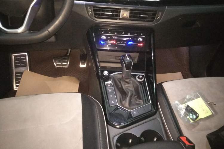 Used Volkswagen Tayron X 2020 330TSI Two-Wheel Drive Luxury Smart Connectivity Version
