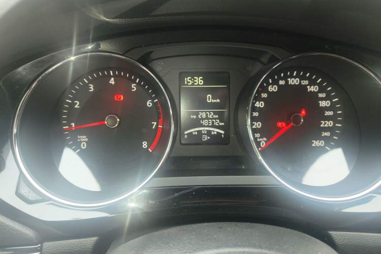 Used Volkswagen Sagitar 2018 1.6L Manual Comfort Model Instrument Cluster