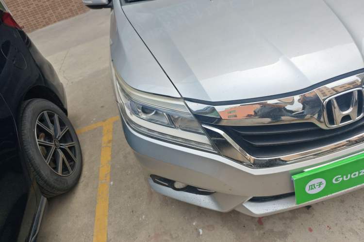 Used Honda Crider 2013 1.8L automatic comfort version