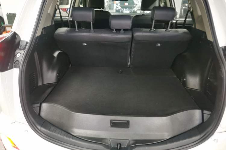 Used Toyota RAV4 2016 2.0L CVT Two-Wheel Drive Fashion Edition China V Standard