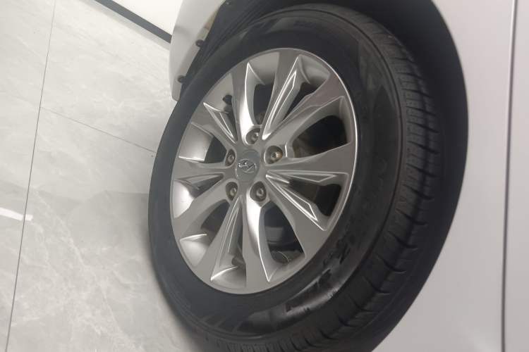 Used Hyundai Elantra (5th Generation / Langdong) 2016 1.6L Automatic Prestige Model
