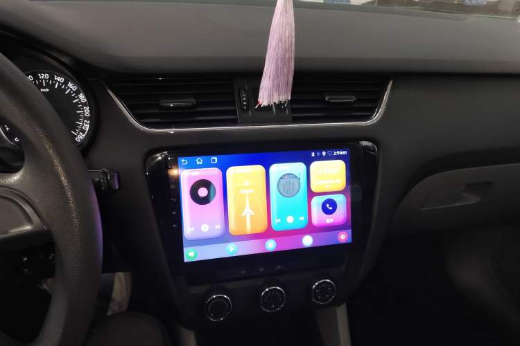 Used Skoda Octavia 2015 1.6L Manual Yijie Edition
