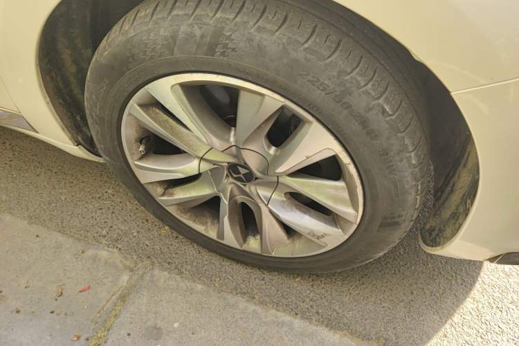 Used DS 5 2013 1.6T Luxury Edition THP200 Right Front Wheel Hub