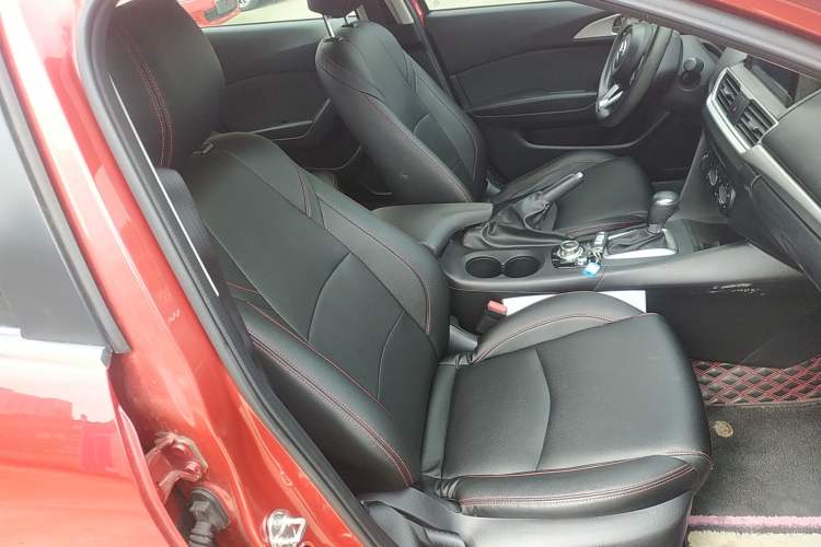 Used Mazda 3 Axela 2019 Cloud-Controlled Version Sedan 1.5L Automatic Comfort Trim China VI Standard Right Front Seat