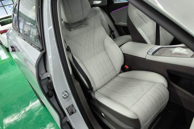 Used EXEED Stellar C-DM 2024 1.5T Long-Range Pro Right Front Seat