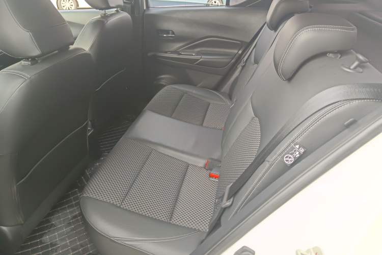 Used Nissan Kicks 2019 1.5L CVT Smart Connect Luxury Edition
