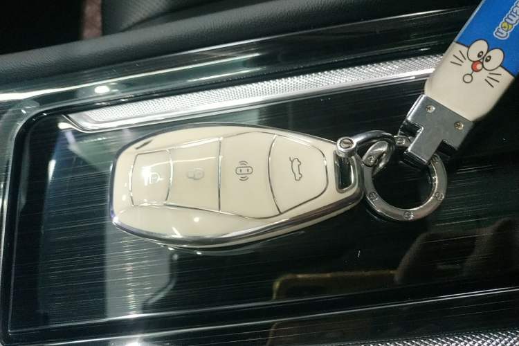 Used Hongqi H5 2023 2.0T Automatic Smart Connect Flagship Edition
