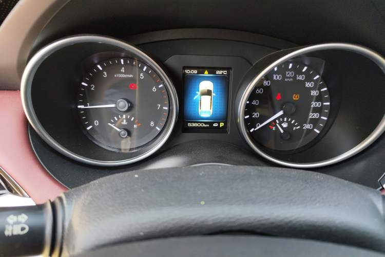 Used Haval H6 Coupe 2019 1.5T Automatic Two-Wheel Drive Ultra-Luxury Smart Connectivity Version China V Emission Standard