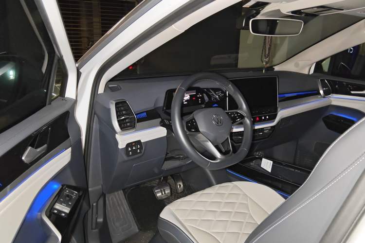 Used Volkswagen ID.6 CROZZ 2021 Revised Version Long-Range PRO Edition
