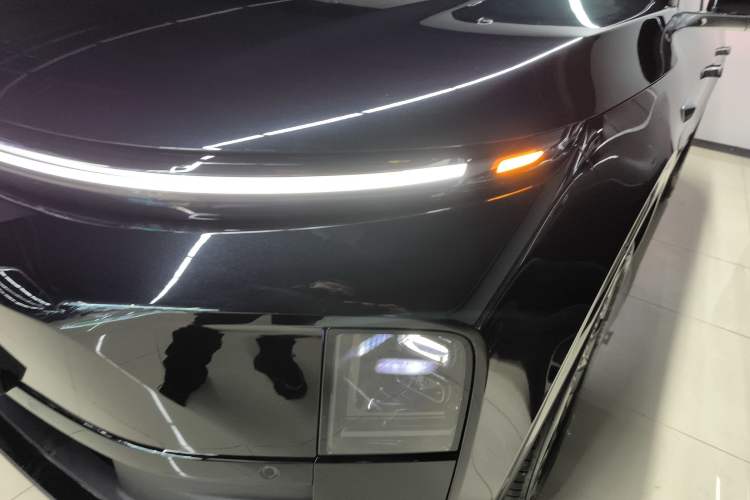 Used Li Auto L6 2025 Pro Smart Refresh Edition
