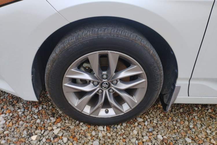 Used Toyota Avalon 2022 2.0L Luxury Edition