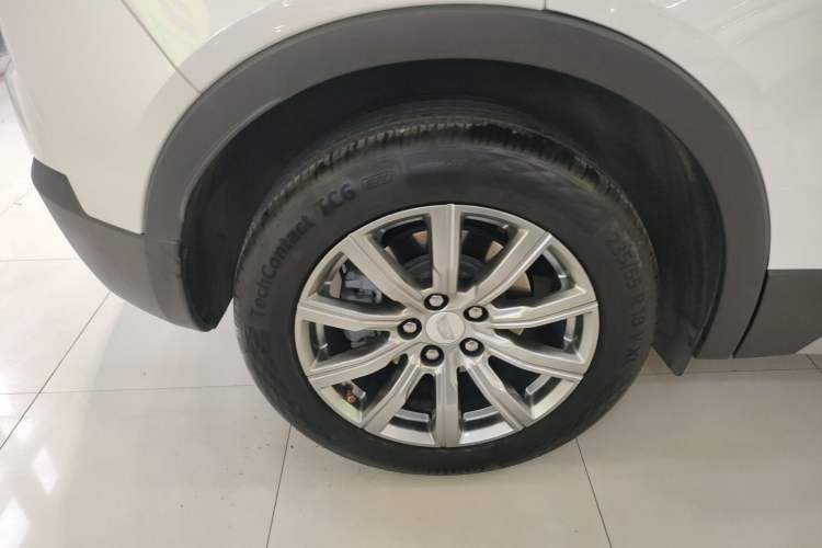 Used Cadillac XT4 2018 28T Two-Wheel Drive Leading Version