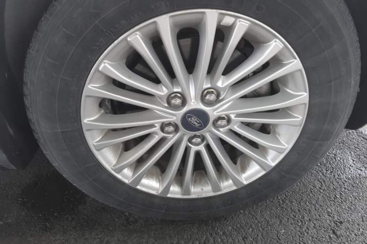 Used Ford Escort 2015 1.5L Automatic Comfort Edition