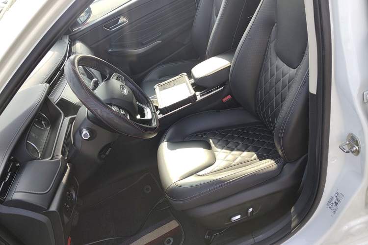 Used Chery Arrizo GX 2019 Pro 1.5T CVT Model Color Version China VI Standard