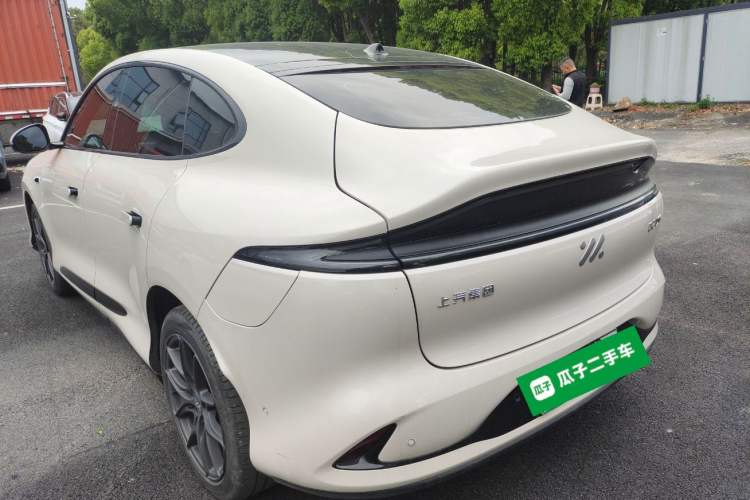 Used IM LS6 2023 Max Long-Range Version Rear Left 45 Deg