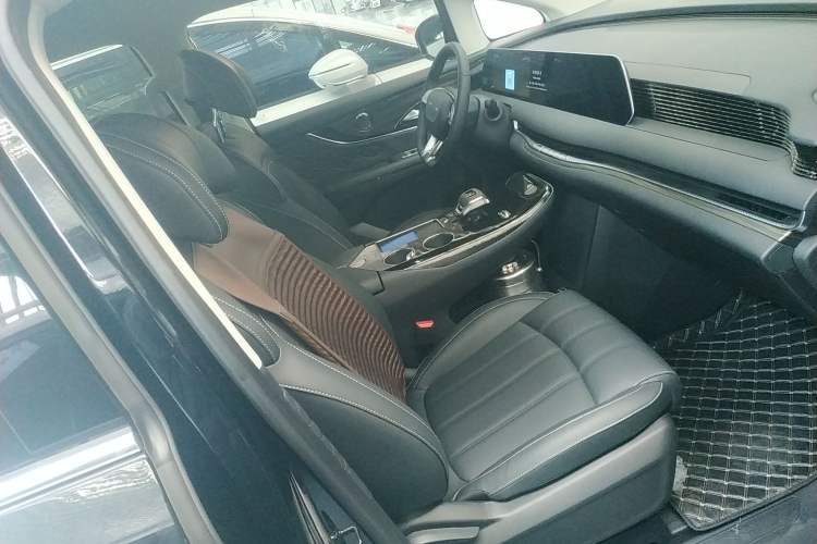 Used FORTHING Xinghai V9 2026 Model, More Enjoyment Series, 200km Comfort Edition