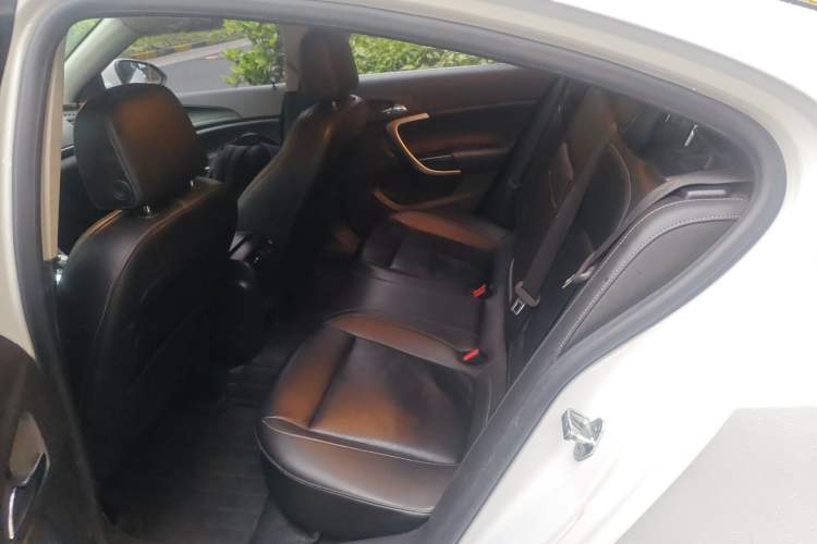 Used Buick Regal 2015 1.6T Leading Technology Model Left Rear Seat