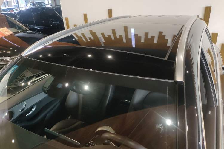 Used Mercedes-Benz GLC 2020 Facelifted GLC 260 L 4MATIC Dynamic Edition
