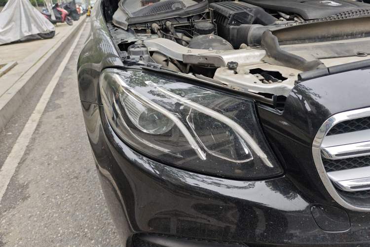 Used Mercedes-Benz E-Class 2018 Facelift E 200 L Sport Edition Right Front Headlight